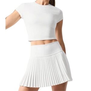 ALO Yoga Sz XXS White Grand Slam pleated Tennis Skirt with shorts